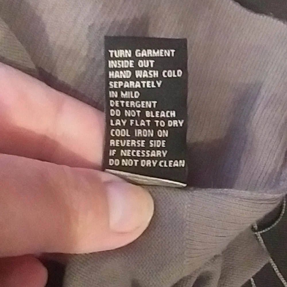 Long Sleeve Turtleneck Sweater w/Tassel Detail. Mossy Green Color - Picture 8 of 11